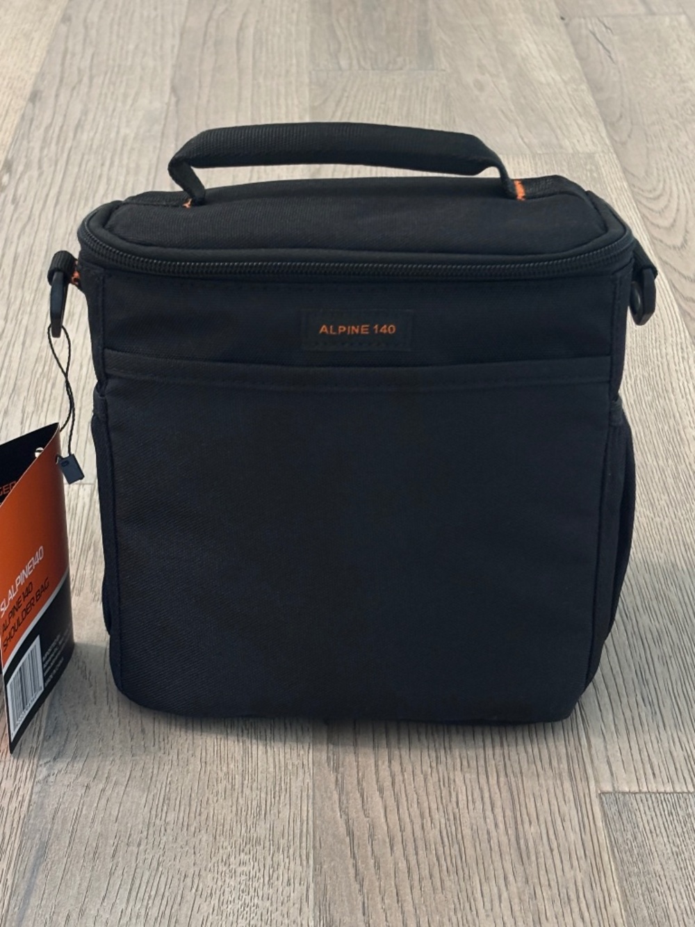 Slinger Alpine 140 Camera Bag - Black - Picture 3 of 11